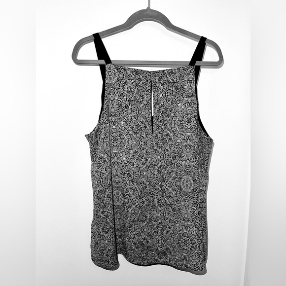 EUC US 14 Michel Studio Reversible Black and White Camisole - Picture 2 of 6